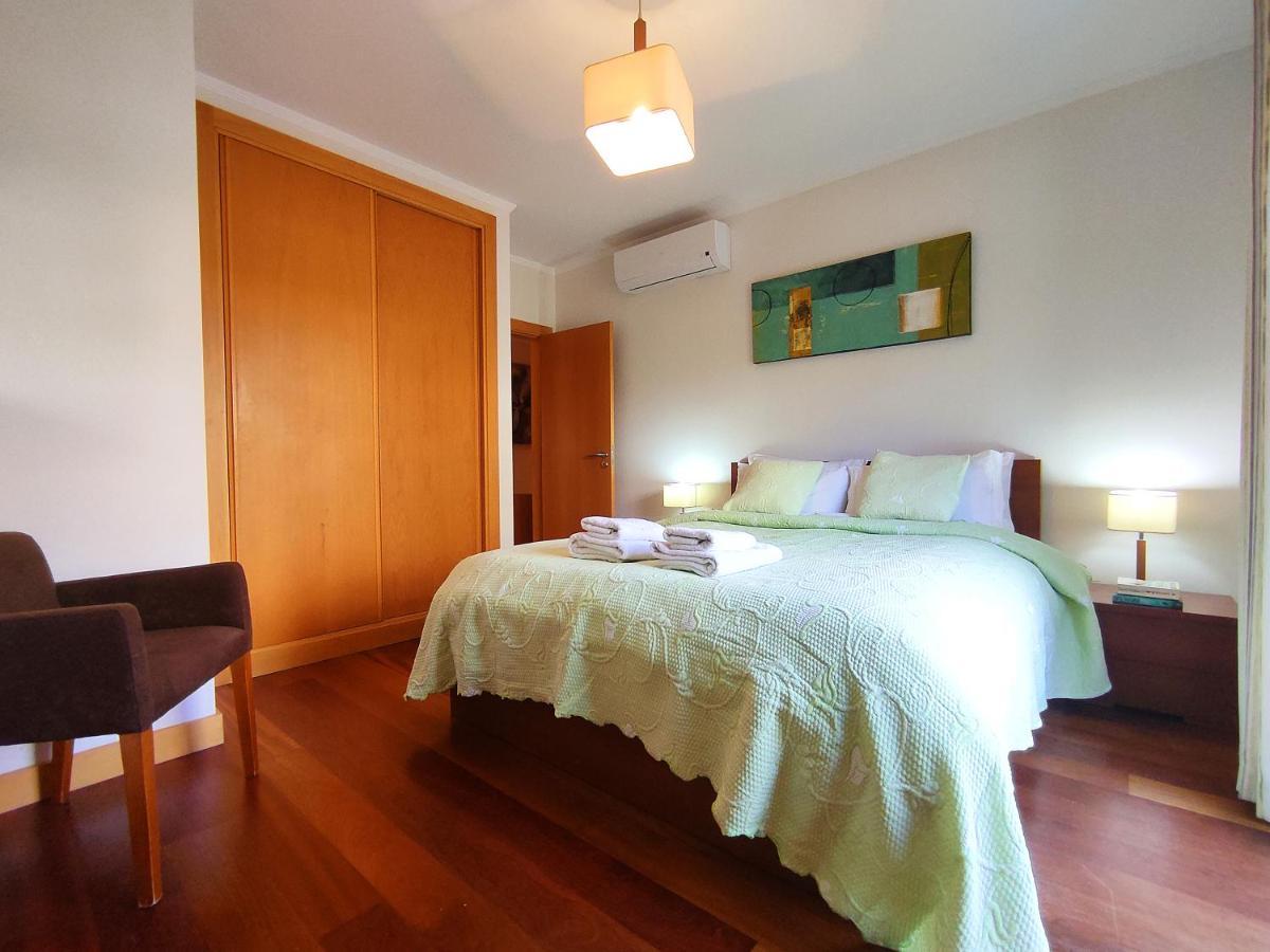 Fabulous Sunny Pool&Garden Condo By Becherish อัลบูเฟรา ภายนอก รูปภาพ
