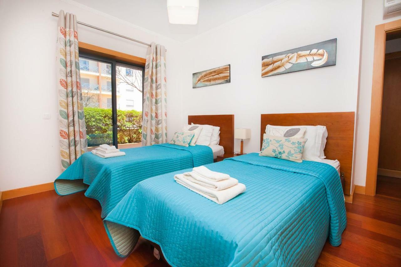 Fabulous Sunny Pool&Garden Condo By Becherish อัลบูเฟรา ภายนอก รูปภาพ